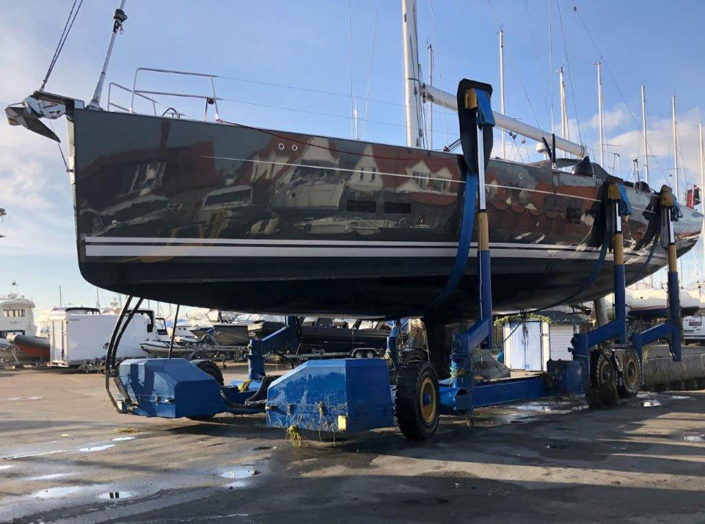 Sublift-40-ton-Big-Sailboat-Sydmarin