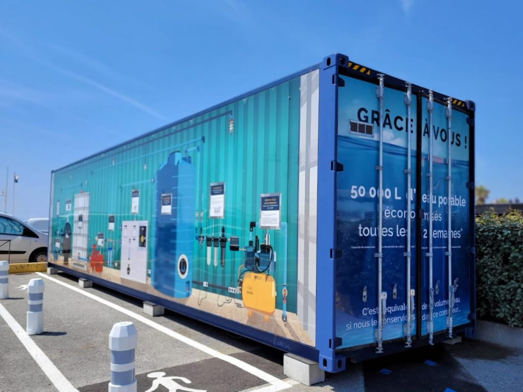 Ecostazione fissa di pulizia e distribuzione
